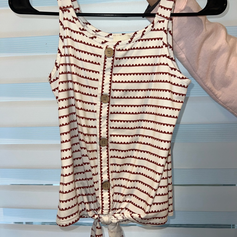 Girls heart print tank!!